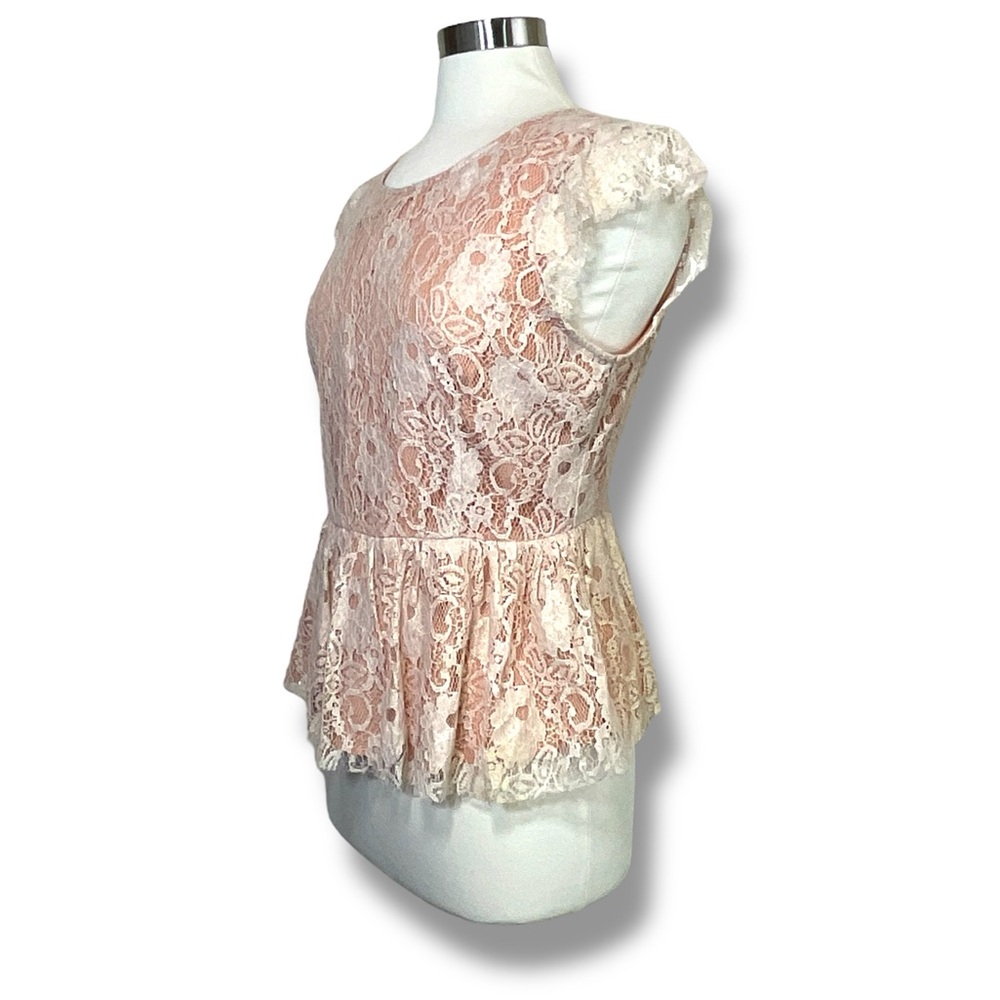 Anthropologie Maeve Katrina Lace Shimmer Peplum Top - Picture 4 of 9
